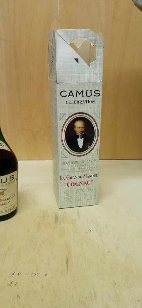 Camus - Celebration - La Grande Marque - b. Δεκαετία του 1960, Δεκαετία του 1970 - 70cl #1.0