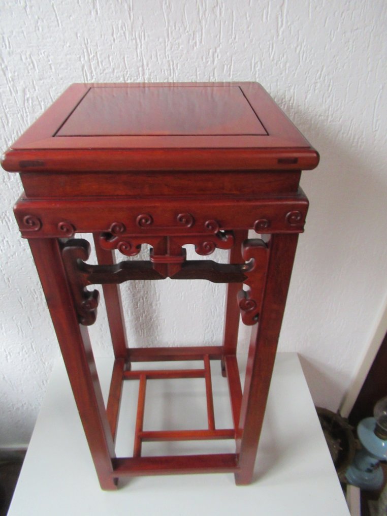 Σταντ - Ξύλο - Κίνα (χωρίς τιμή ασφαλείας) #1.0