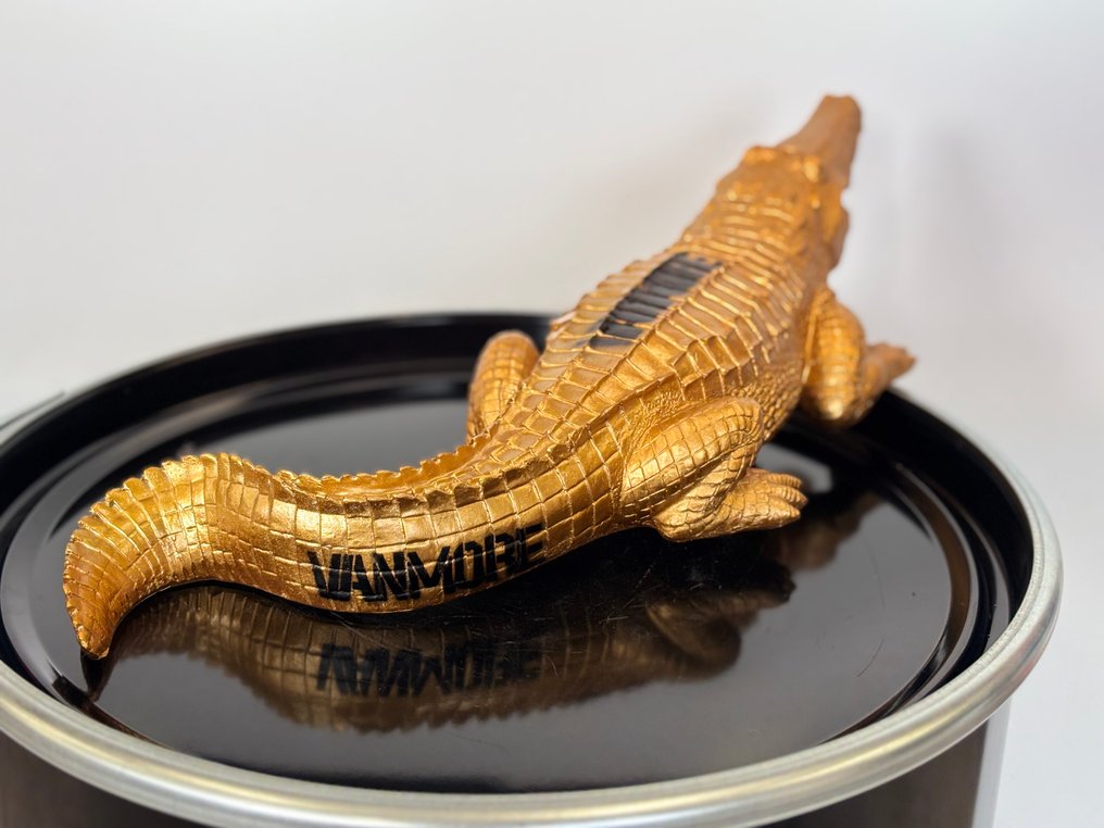 Rob VanMore - VANMORE Golden Crocodile #4.3