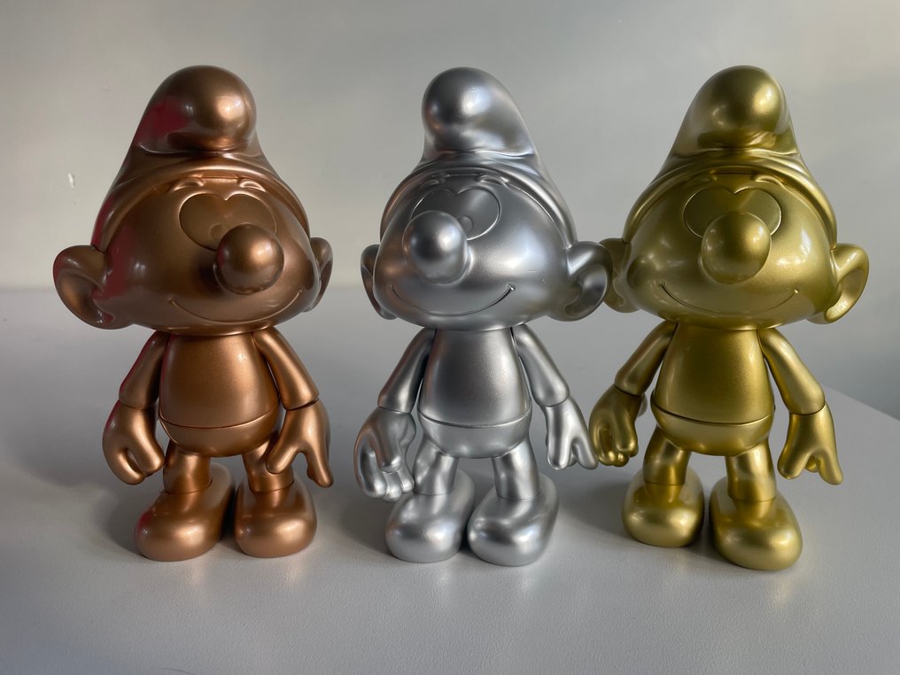 IMPS (Brussels) - Peyo - 雕像, De Smurfs (2024) - 3 figures - GOLD, SILVER & BRONZE - Pop Art - 20 cm - 乙烯基 - 2024 #1.0