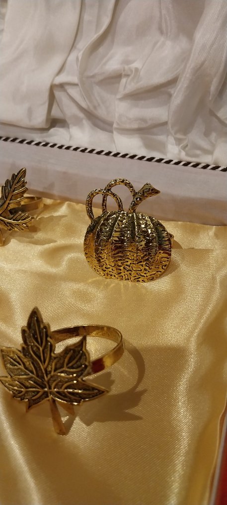 餐巾套環 (12) - 瓜科植物及叶子  - 镀金黄铜 #4.3