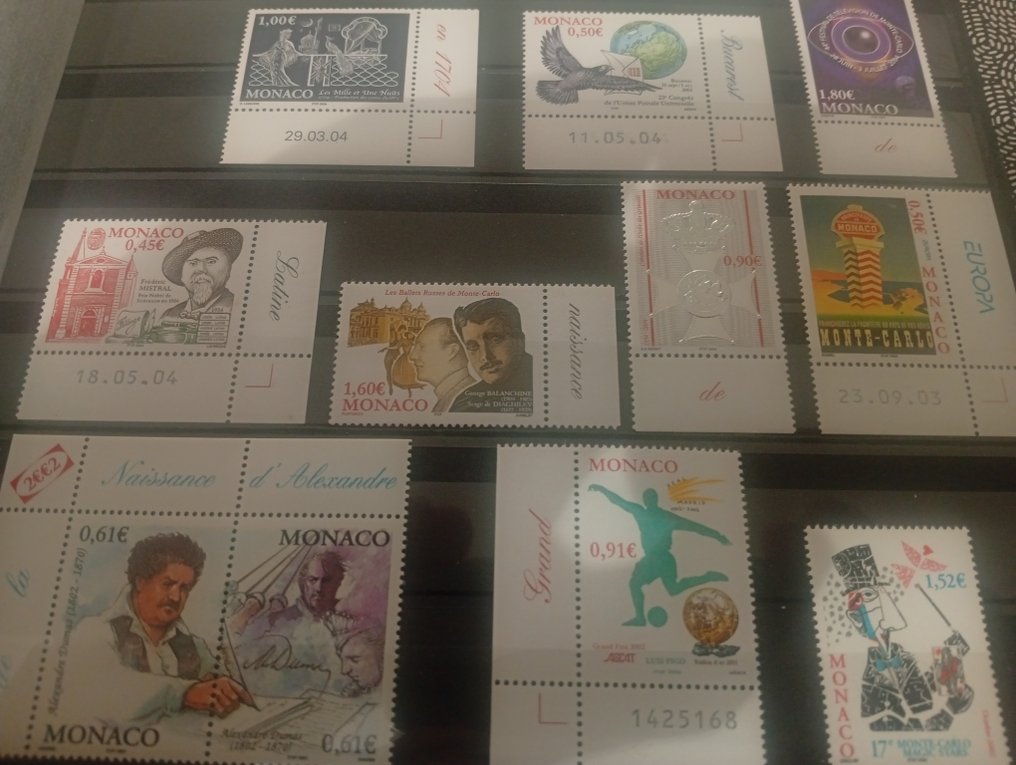 摩納哥  - 摩纳哥大部分专辑音色以欧元计价，超过100块。 #4.3