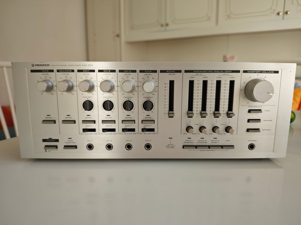 Pioneer - MA 100 - Mixing Solid state stereo versterker #1.0