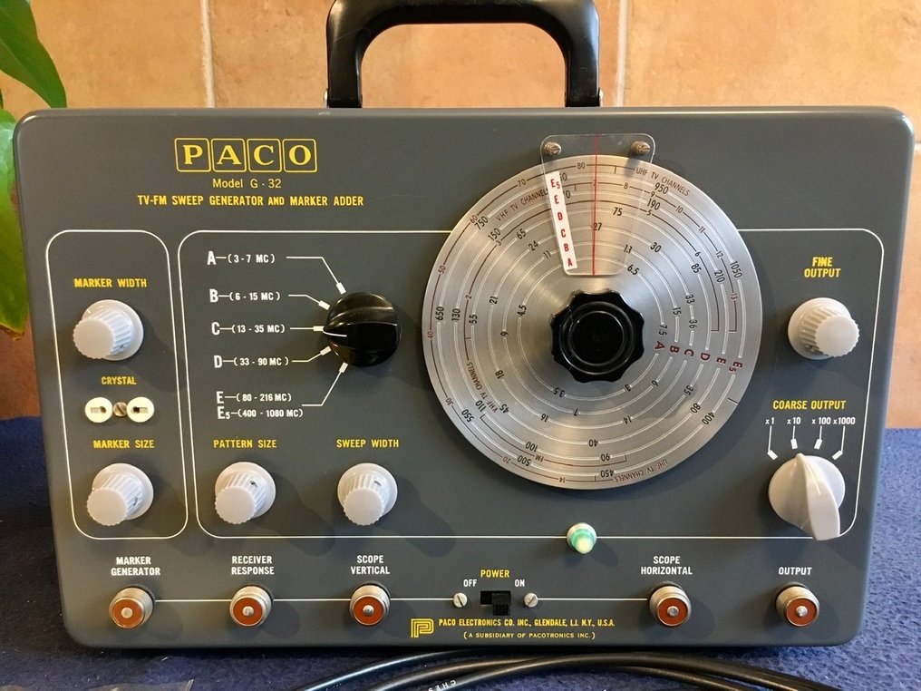 PACO - Generator de semnal video G-32 Generator de semnal #1.0