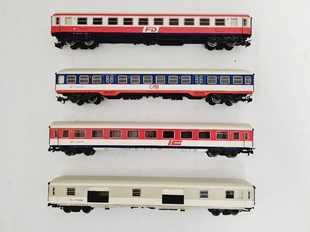 Märklin H0 - 2859 - Modeltog passagervogn (4) - Rijtuigen - DB #2.1