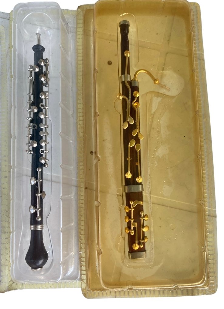 Temasamling - Miniaturer Instrumenter Musikudstyr #2.1