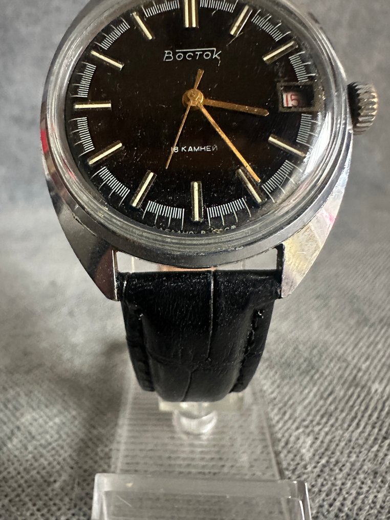 苏联 - Vostok-Watch“指挥官——苏联国防部勋章” - 軍用配件 #1.0