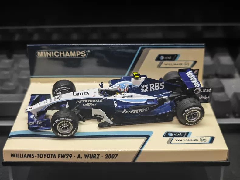 Minichamps 1:43 - Modelbil - Williams-Toyota FW29 #1.0