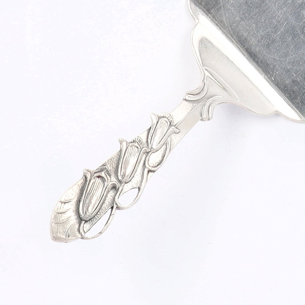 Fa. Arie Mesker & Zn. - Lelietje-van-Dalen - Πιατέλα κέικ - .835 silver - 1950-1960 #3.2