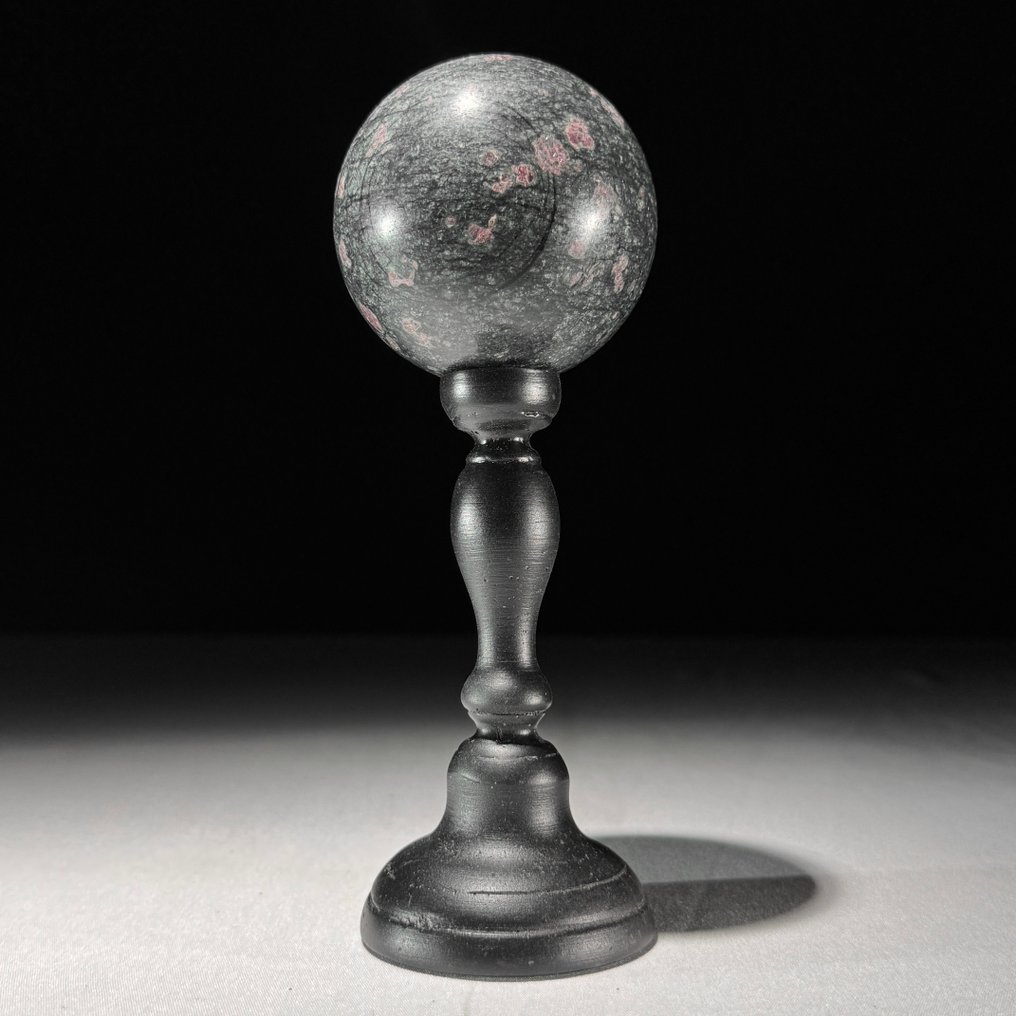 Senza prezzo di riserva - Meraviglioso set di 3 Ruby Zoisite grezzi Sfere su supporti personalizzati- 2000 g - (3) #3.2