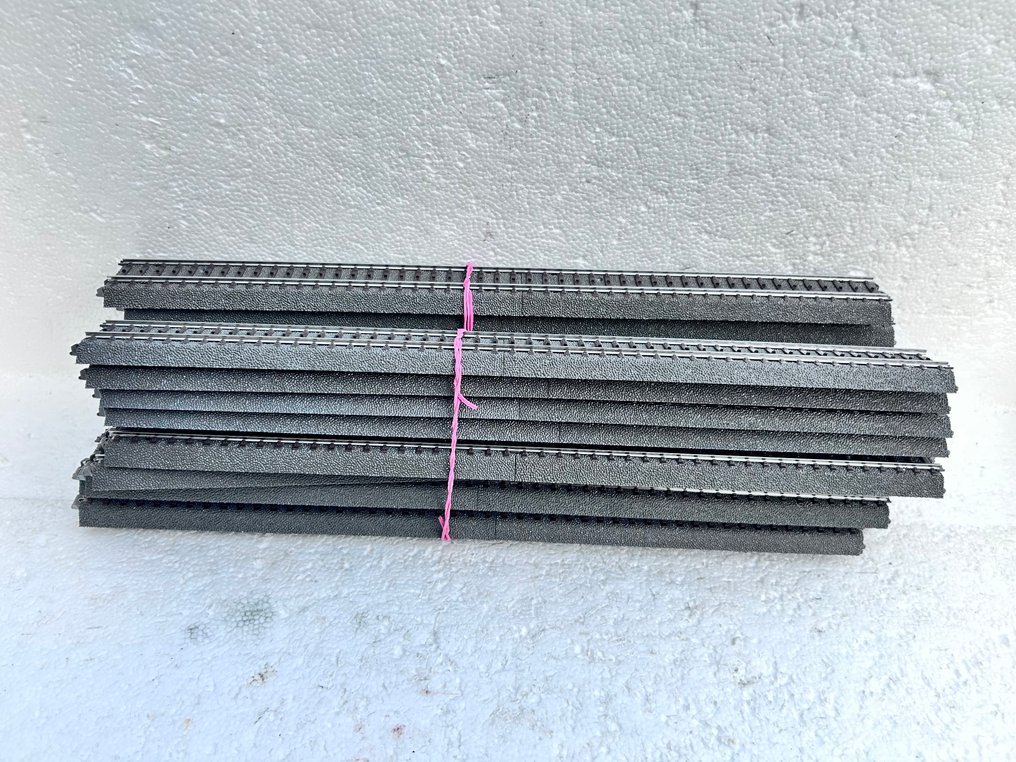 Märklin H0 - 24360 - Γραμμές τρένου μοντελισμού (20) - 20x επιπλέον μακριά C-Rails #1.0