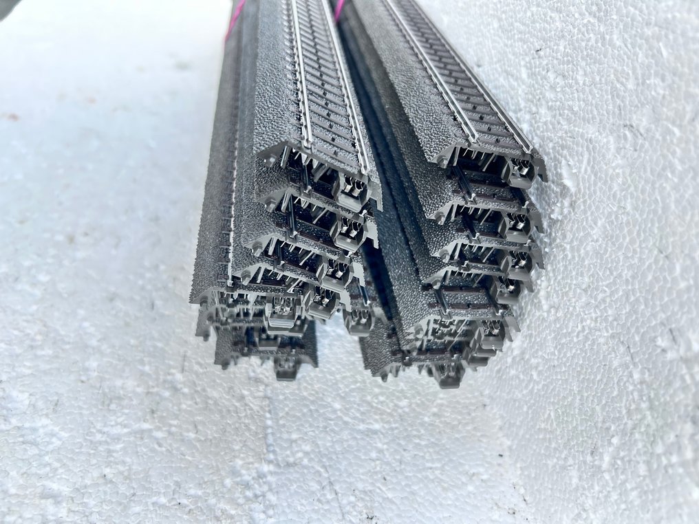 Märklin H0 - 24360 - Γραμμές τρένου μοντελισμού (20) - 20x επιπλέον μακριά C-Rails #2.1