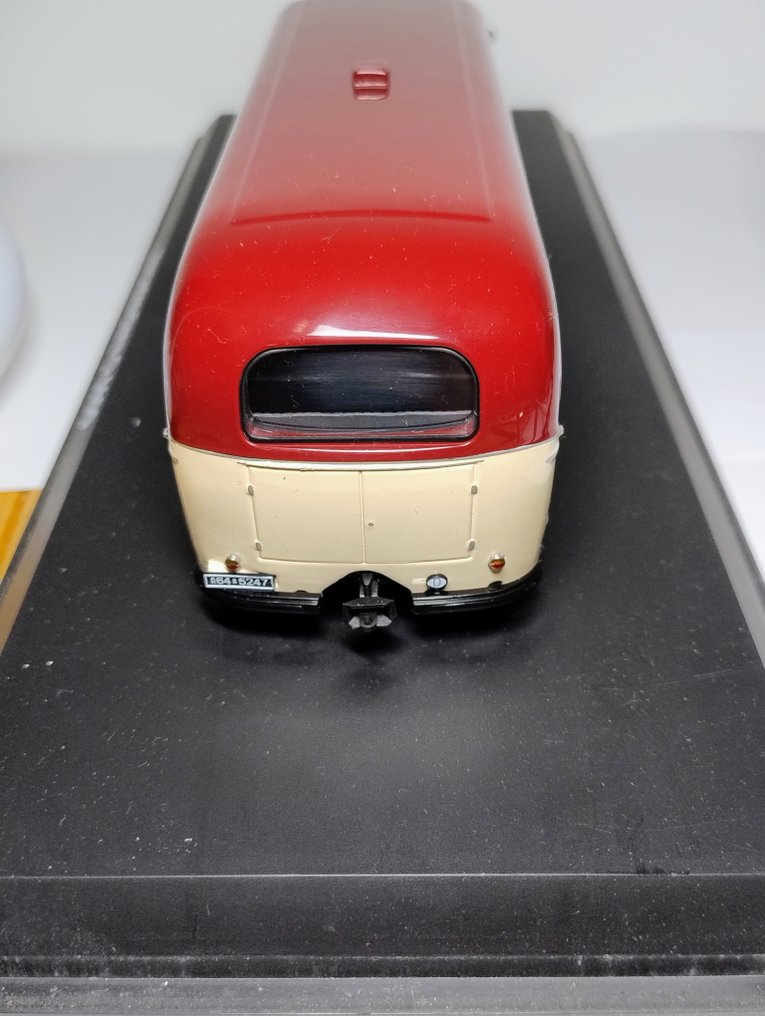 Schuco 1:87 - Modelbil - Shuco Mercedes-Benz O6600 #1.0