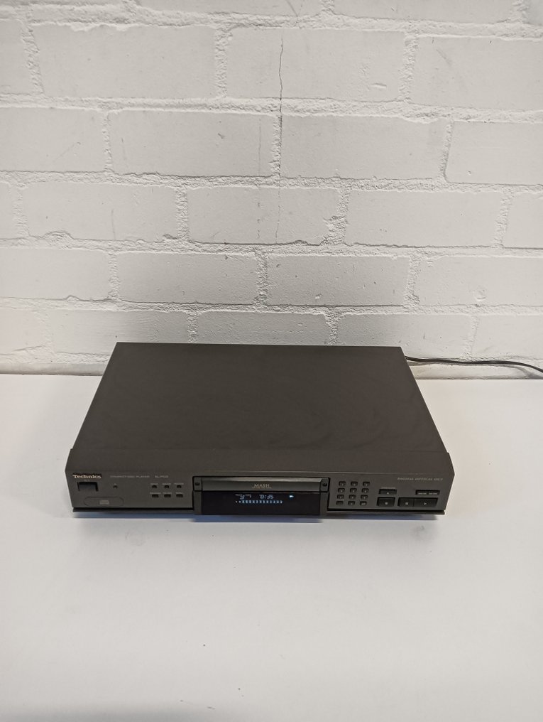 Technics - SL-PG3 CD player #2.1
