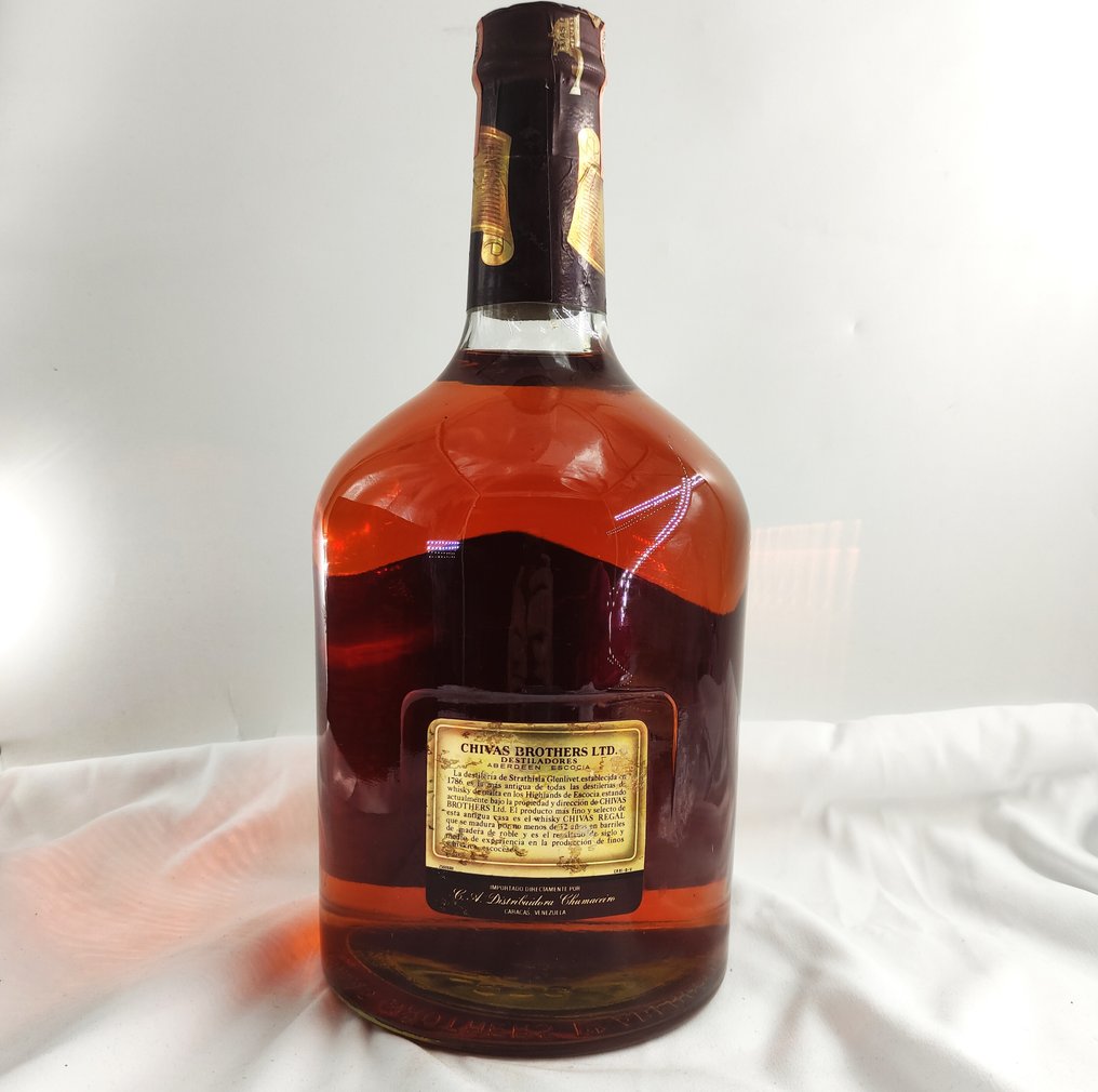 Chivas Regal 12 years old  - b. 1970s - 3.75 Litres #3.2