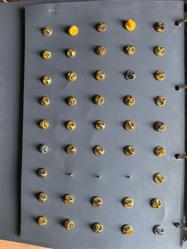 Themed collection - Pin's - Pin's Folies #1.0