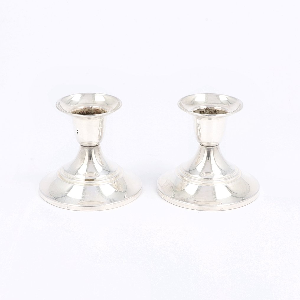 M.A.M. van den Berselaar - Lysestage (2) - .833 sølv #1.0