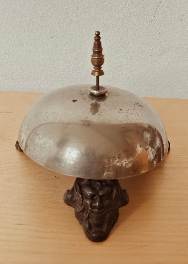 Receptionsklocka - Nederländerna #1.0