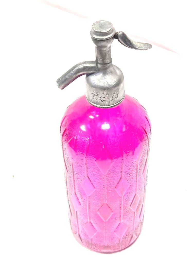 Bottle - Old bubblegum pink siphon #1.0