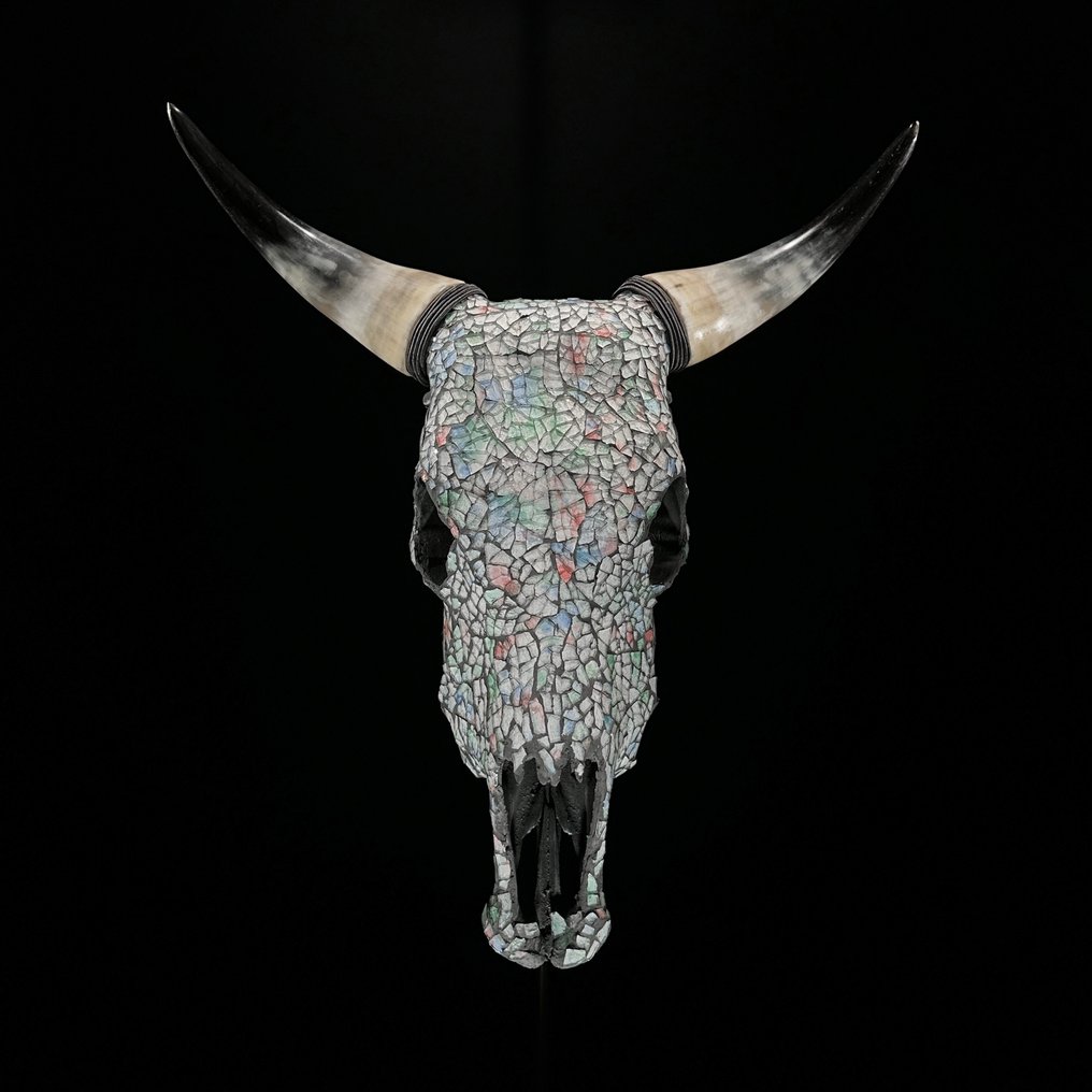 无底价 - 令人惊叹的牛头骨，镶嵌玻璃马赛克，粉彩绿色 頭骨 - Bos Taurus - 52 cm - 48 cm - 19 cm- 非《瀕臨絕種野生動植物國際貿易公約》物種 -  (1) #2.1