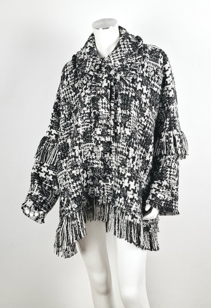 Dolce & Gabbana - Κάπα #3.2