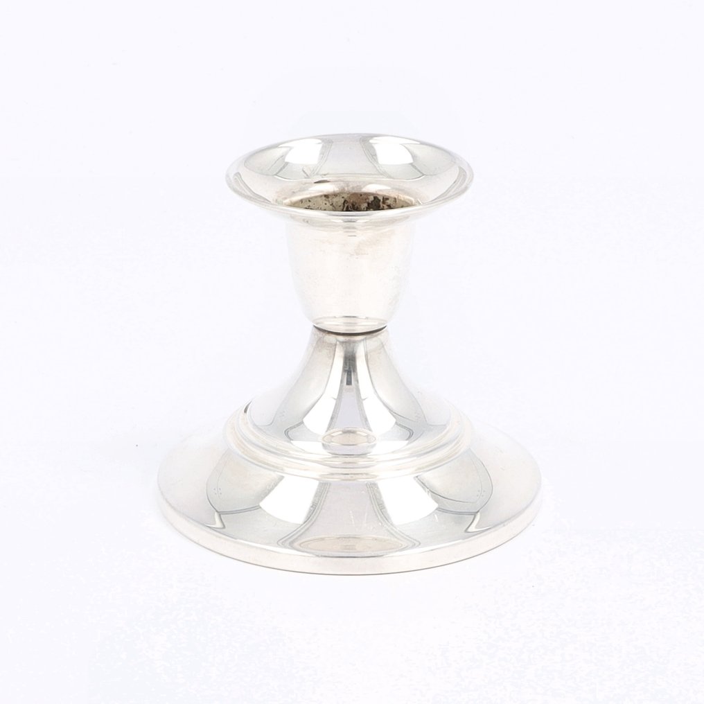 M.A.M. van den Berselaar - Lysestage (2) - .833 sølv #1.0