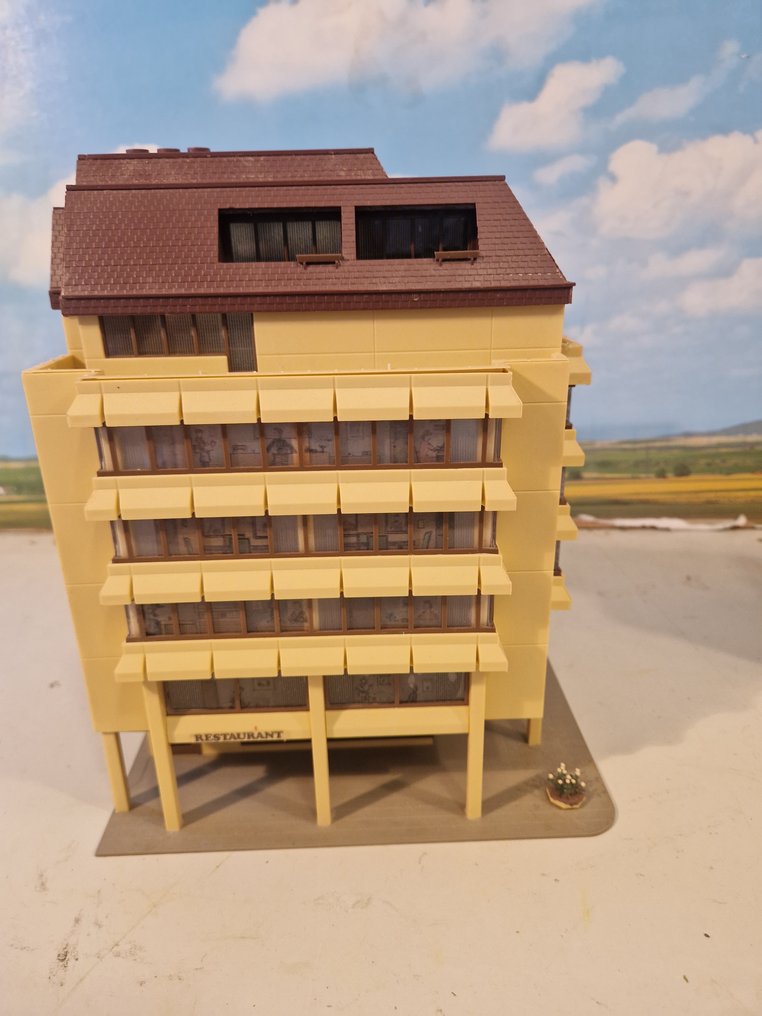 Kibri H0 - Machete tren (3) - apartamente #3.2