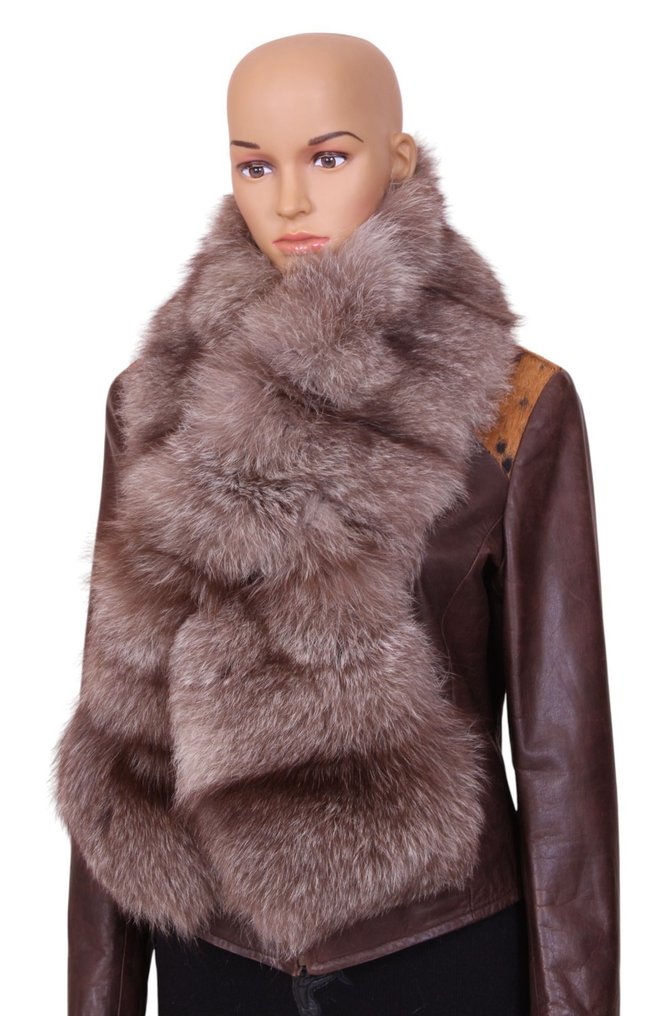 Artisan Furrier - Eșarfă #1.0