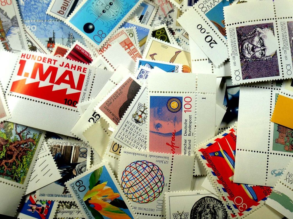 Tyskland, Forbundsrepublikken  - Bundesrepublik/Berlin postfrisk stort lager med enheder og tilsætningsmærker #3.2