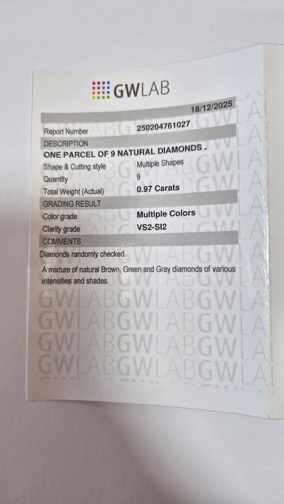 No reserve price - 9 pcs Diamond  (Natural coloured)  - 0.97 ct - Mixed shape Mixed colours - VS2, SI2, SI1 - Gemewizard Gemological Laboratory (GWLab) #3.2