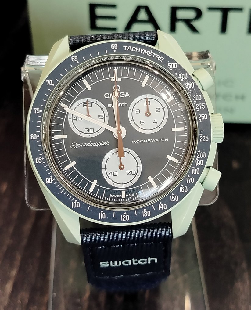 Omega x Swatch - MoonSwatch - Mission on Earth - Nincs minimálár - SO33G100 - Uniszex - 2023 #1.0