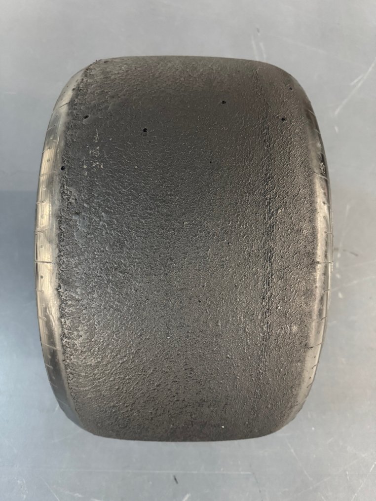 Ελαστικό με τη ρόδα - Pirelli - O.Z - Formule 1 **** NO RESERVE **** #1.0