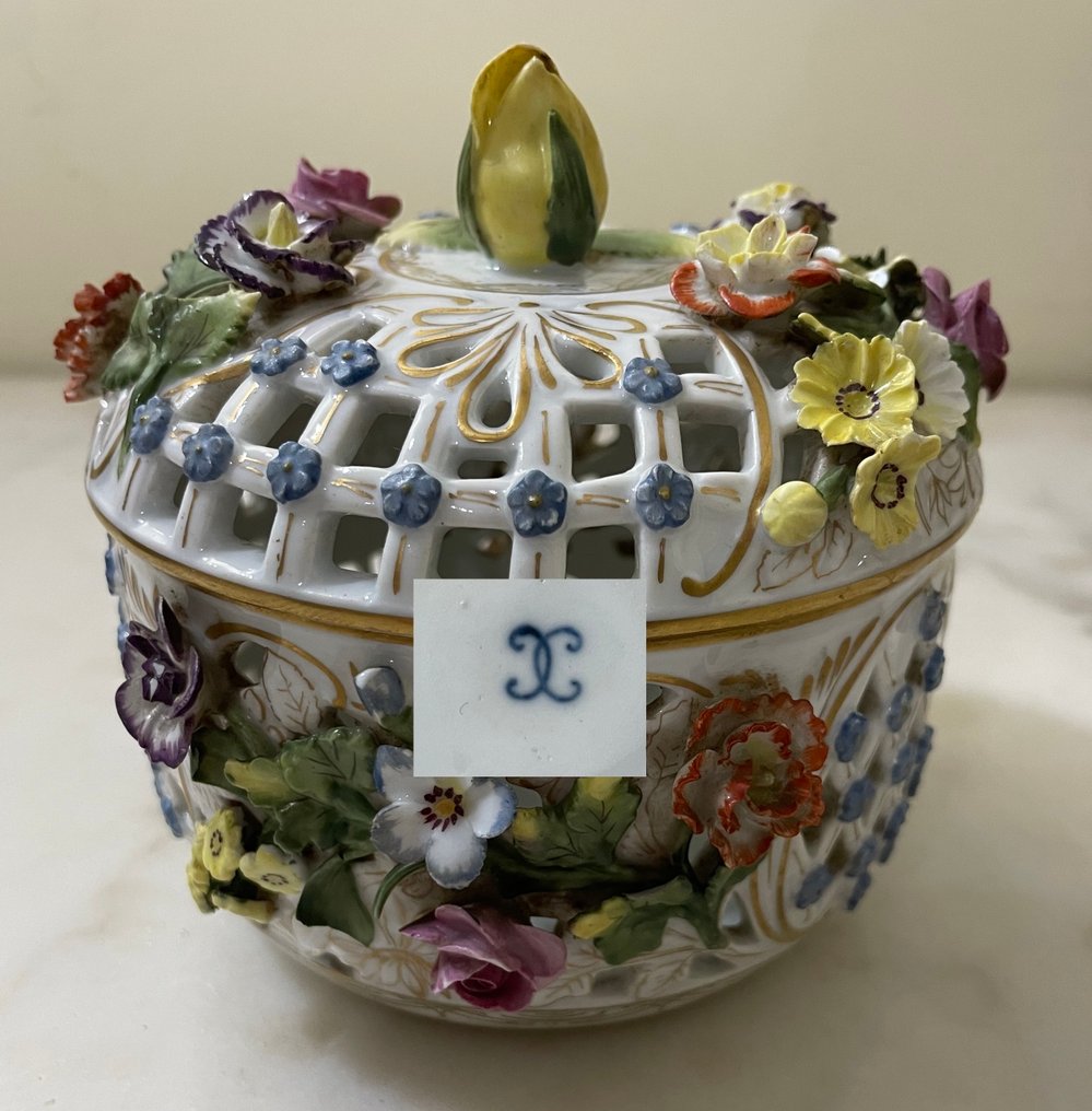 Ludwigsburg - Senza prezzo di riserva - 罐 - 瓷 #1.0