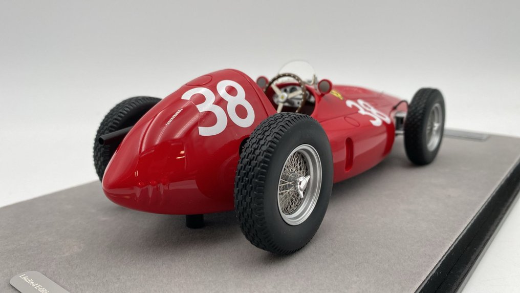 Tecnomodel 1:18 - 模型汽车 - Ferrari 553 Squalo F1 M. Hawthorn Winner Spain GP 1954 - (cod.C17) #3.2