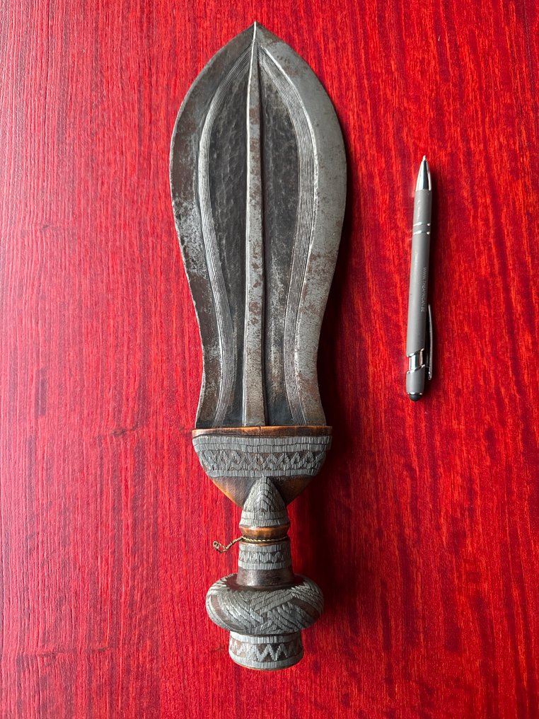 Dolk - Ikul - Kuba - Congo #1.0