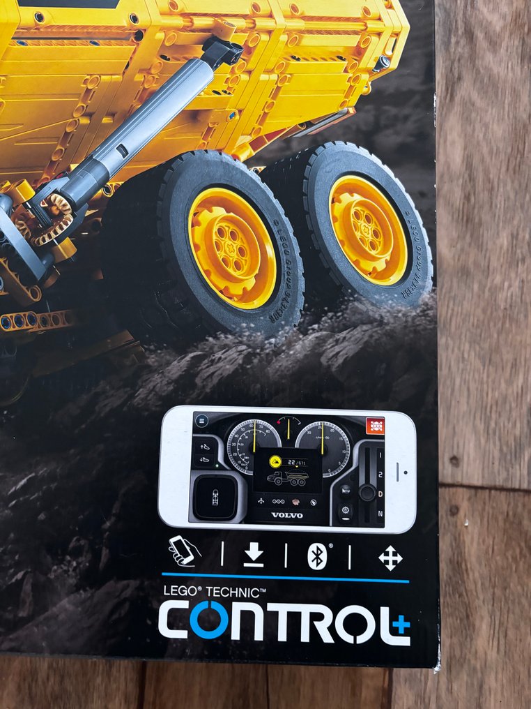 Lego Set - 42114 - Technic - 6x6 Volvo Articulated Hauler #1.0