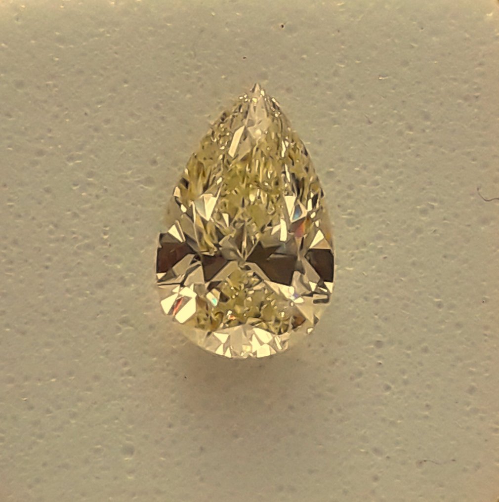 沒有保留價 - 1 pcs 鑽石 (天然彩色) - 1.51 ct - 梨形 - Light 黃色 - VS1 - Gemewizard Gemological Laboratory (GWLab) #1.0