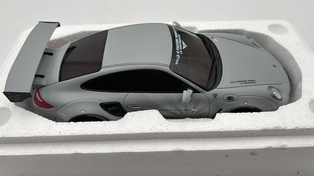 GT Spirit 1:18 - Modelauto - Porsche LB 997 - (code C36) #3.2