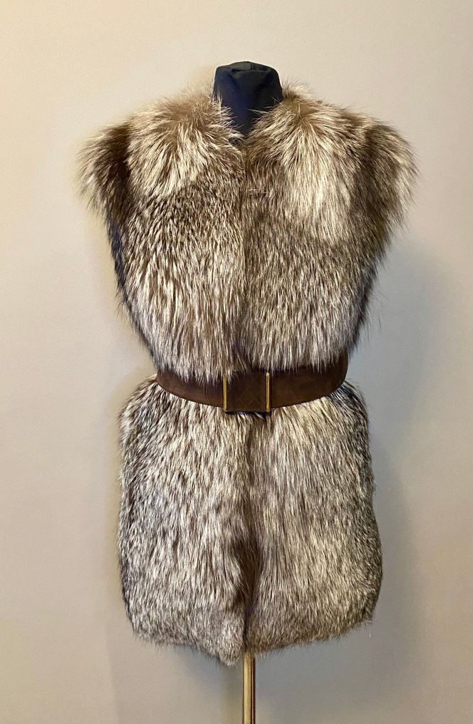 Artisan Furrier - Pelsfrakke #1.0