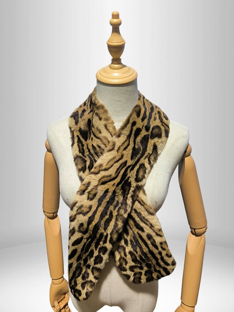 Artisan Furrier - Colletto #1.0