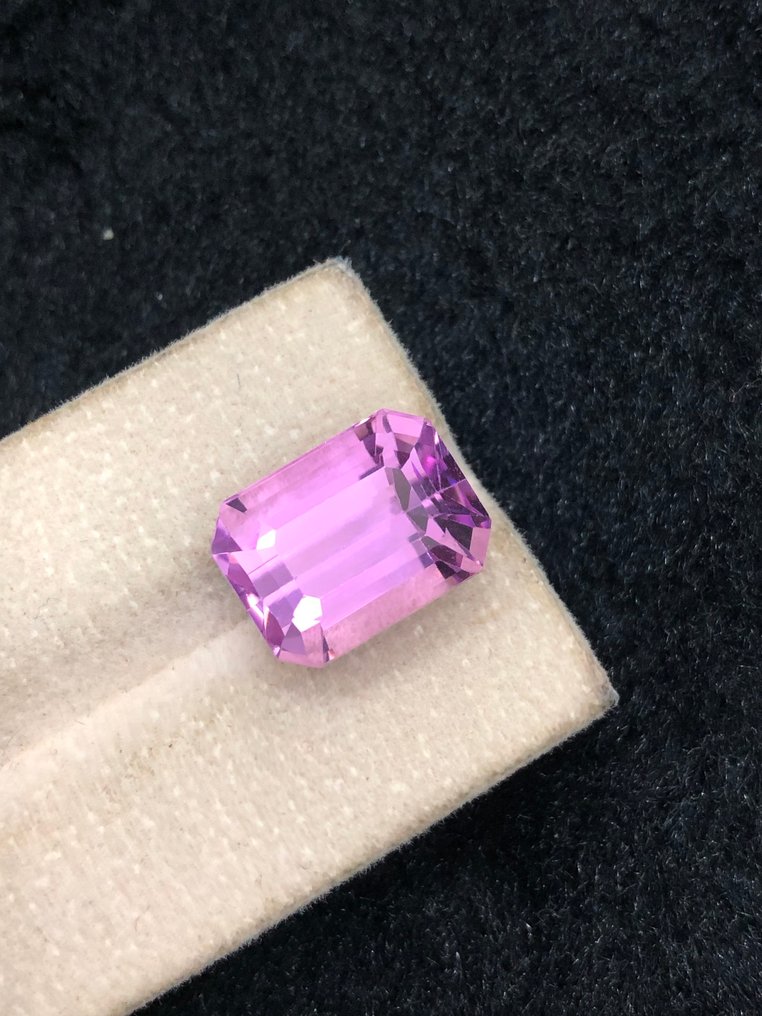 χωρίς τιμή ασφαλείας - 1 pcs Βιολετί, Ροζ Κουνζίτης - 13.89 ct - Διεθνής Ένωση Έγχρωμων Πολύτιμων Λίθων (ICA GemLab) #3.2
