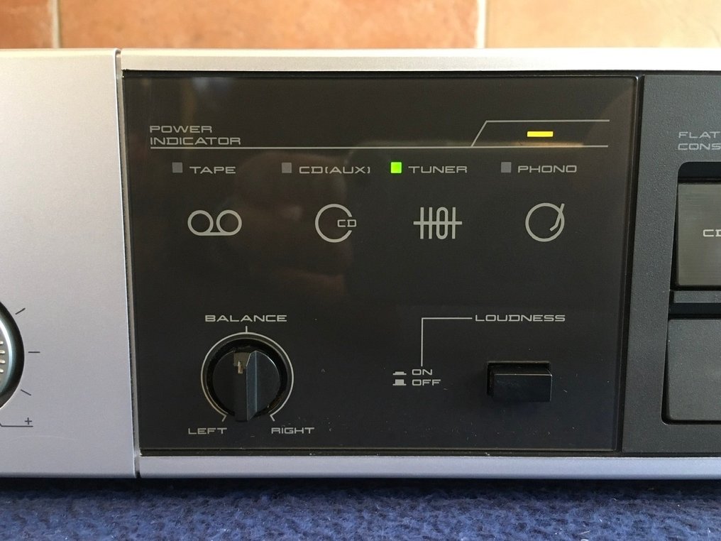 Akai - AM-A1 Solid state geïntegreerde versterker #4.3