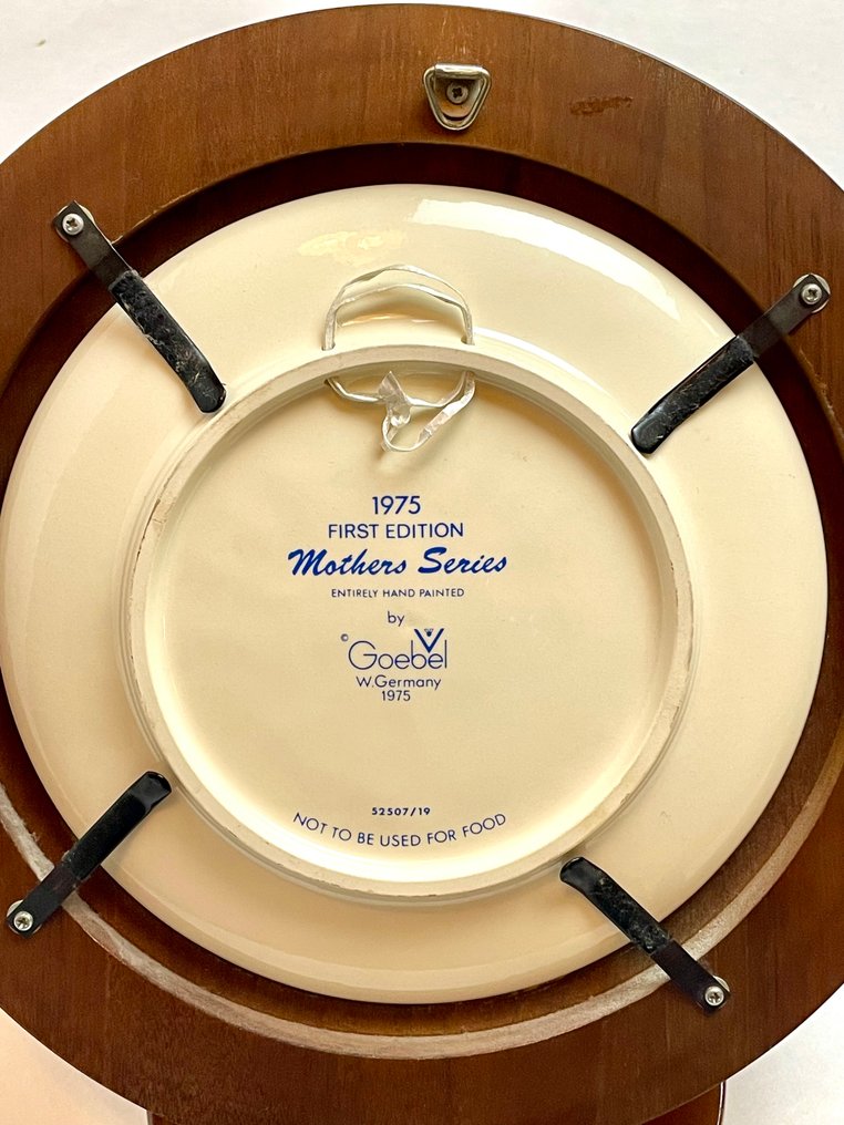 Goebel - Gerhard Bochmann - 墙板 - Mothers Series 52512/19 - 陶瓷, 木 - Goebel奢华壁挂 #3.2