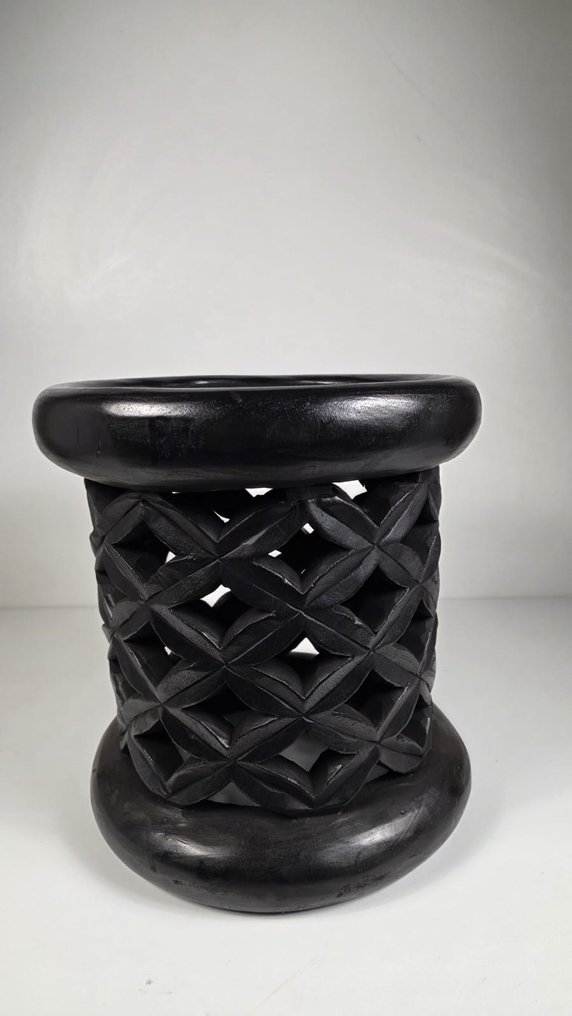 Ξύλινη σκαμωτή - Bamileke - Cameroon  (χωρίς τιμή ασφαλείας) #1.0