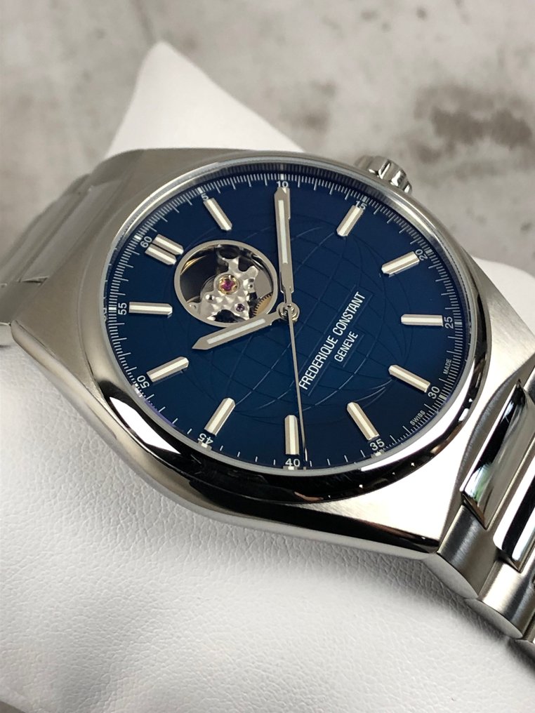 Frédérique Constant - Highlife Open Heart Automatic - χωρίς τιμή ασφαλείας - FC-310N4NH6B - Άνδρες - 2020+ #1.0