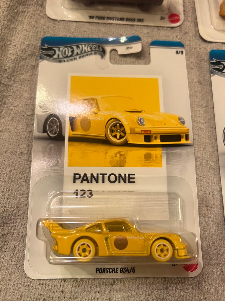 Hot Wheels 1:64 - Modelauto - Porsche 934/5 #1.0