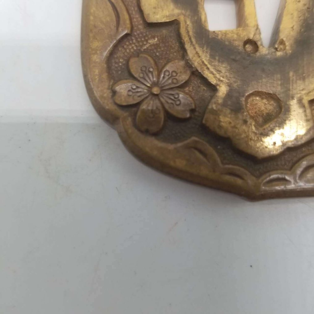 铜制Tsuba，梅花图案 - 铜 - 日本 - 1900-2000 #2.1