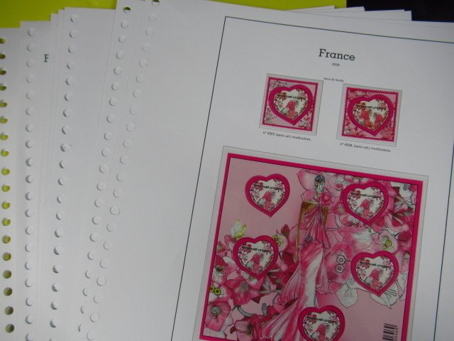 法国 2009 - 重要的面值，Yvert et Tellier 纸张中的邮票和邮票块收藏精彩绝伦。 #1.0