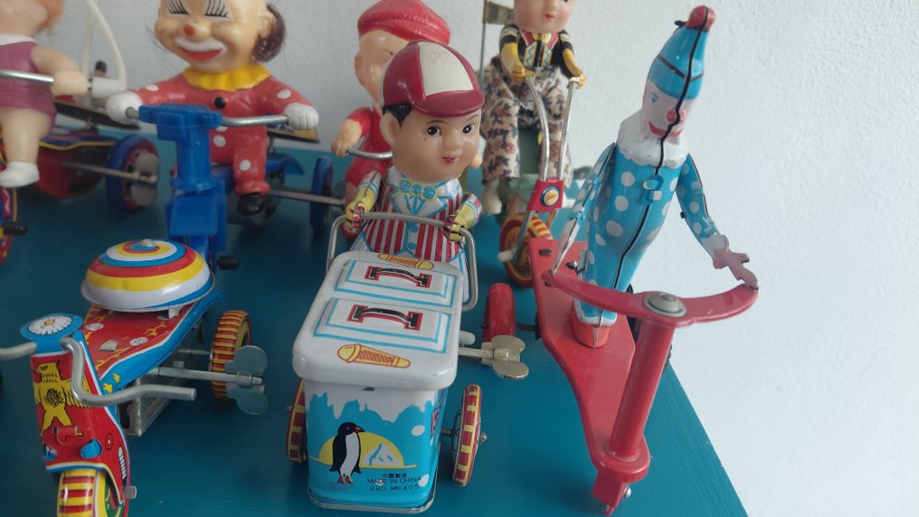 Various Manufacturers - Συλλογή από κουτιά παιχνίδια, διάφορα παραδείγματα. - Κουρδιστό παιχνίδι από κασσίτερο - Κίνα #4.3