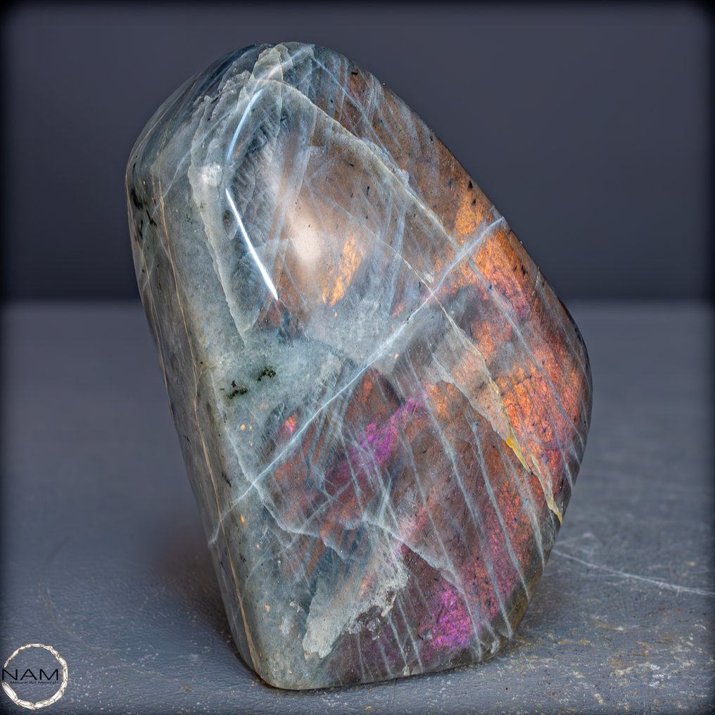 Φυσικός απλόμορφος λαβραδορίτης. με έντονη φωτιά και πολύπλοκο παιχνίδι χρωμάτων- 1156.09 g #3.2